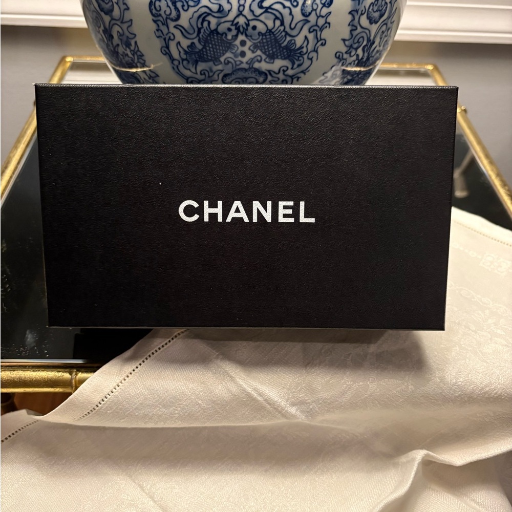 🖤CHANEL SALE🖤Authentic Double Classic Chanel Pearl & Gold Chain Necklace/Belt - Picture 14 of 17